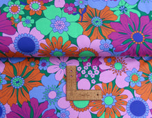 Load image into Gallery viewer, Blomster Vintage Bloom French terry Green