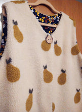 Load image into Gallery viewer, Teddy Sherpa Pears
