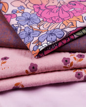 Load image into Gallery viewer, Jersey Flowers rose jersey
