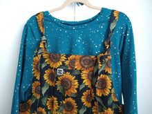 Load image into Gallery viewer, Foil print jersey PRE-ORDER
