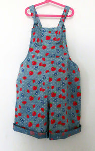 Strawberries cotton chambray